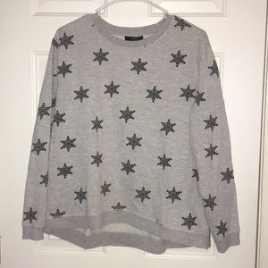 Gray Forever 21 Pullover with Snowflakes!